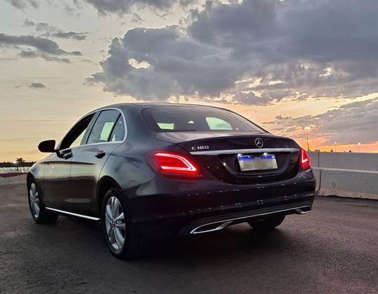 MERCEDES-BENZ C 180 1.6 CGI FLEX AVANTGARDE 9G-TRONIC MERCEDES-BENZ C 180 1.6 CGI FLEX AVANTGARDE 9G-TRONIC